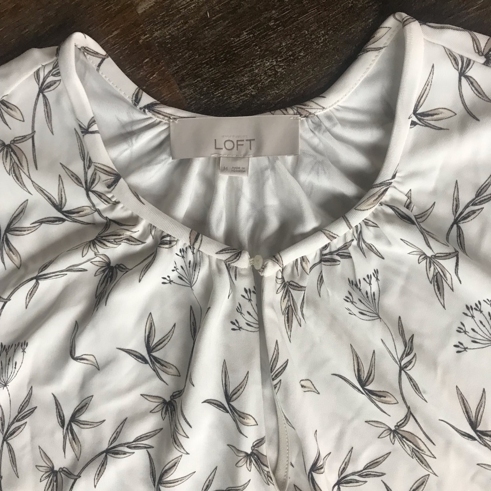 Loft | Floral Print Off White Tank Blouse - Picture 2 of 4